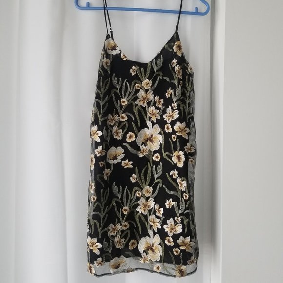 BNWT Aritzia Little Moon Cheyenne Dress Sz XS - Picture 1 of 4